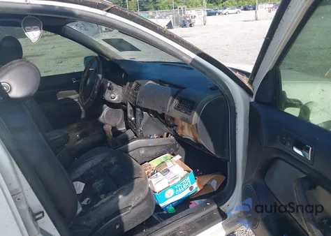 2004 Volkswagen Jetta Gls 1.8T из США, поврежденный, VIN 3VWSE69M14M098104